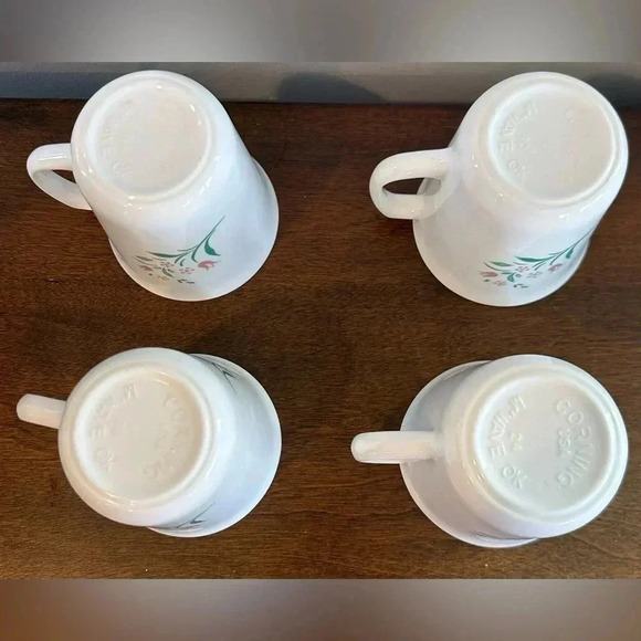 Corning Ware Coffee Mugs Rosemarie Design Vintage Set of 4 Very Good Condition - Picture 6 of 7